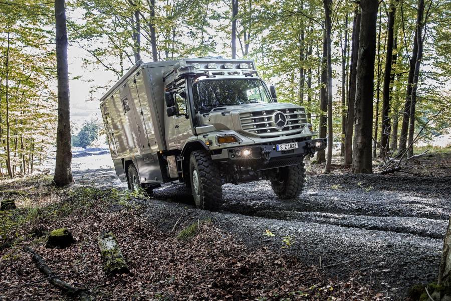  Mercedes-Benz Zetros 2014 года  (фото 1 из 4)